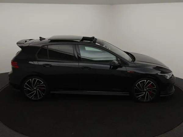 VOLKSWAGEN Golf VIII GTI (2021) — foto 12 van 30
