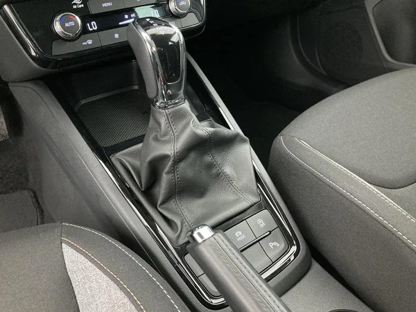 SKODA Scala (2025) — foto 9 van 34