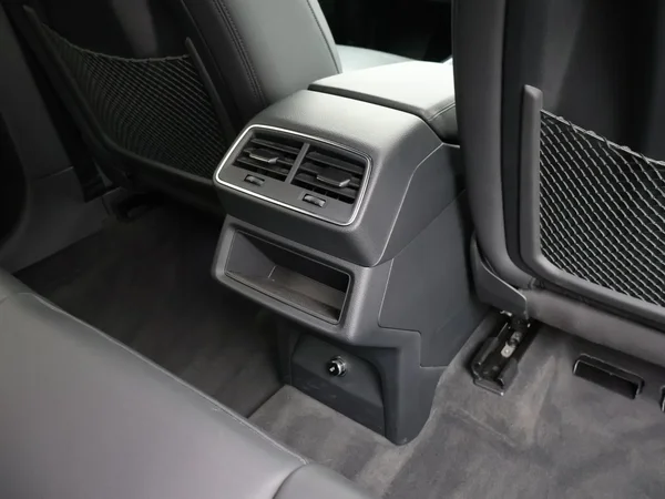 Audi e-tron (2022) — foto 3 van 27