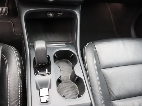 Volvo XC40 (2022) — foto 6 van 24