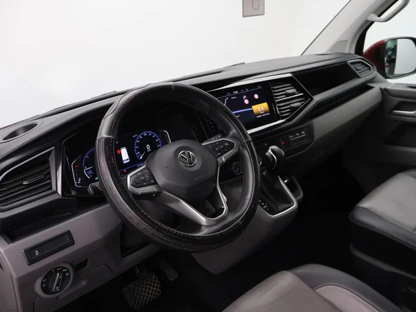 VOLKSWAGEN Transporter T6.1 1400 Caravelle Lwb Dsl (2020) — foto 27 van 27