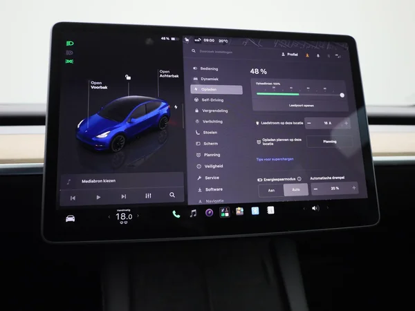 Tesla Model Y (2023) — foto 20 van 43