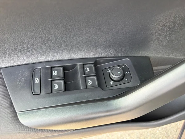 VOLKSWAGEN Polo (2026) — foto 10 van 27