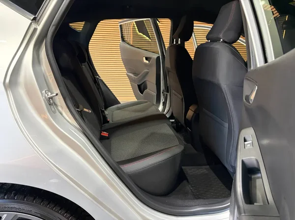 Ford Fiesta (2019) — foto 10 van 24