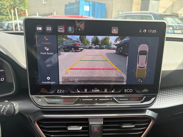 CUPRA Leon e-Hybrid (PHEV) (2025) — foto 14 van 23