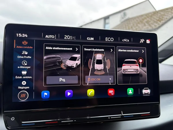 CUPRA Born (2024) — foto 3 van 22