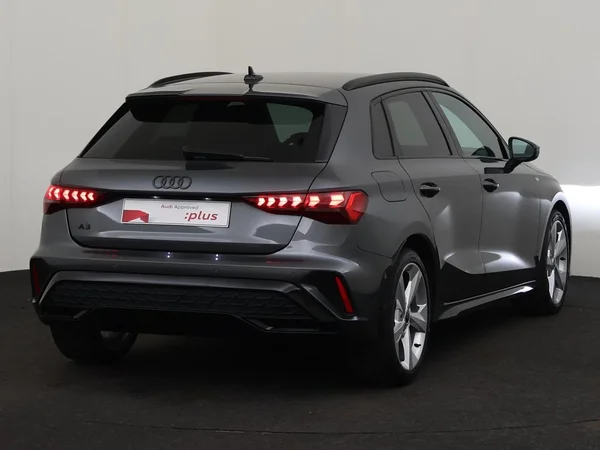 AUDI A3 Sportback (2025) — foto 9 van 18