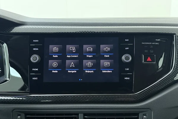 Volkswagen Taigo (2024) — foto 3 van 21