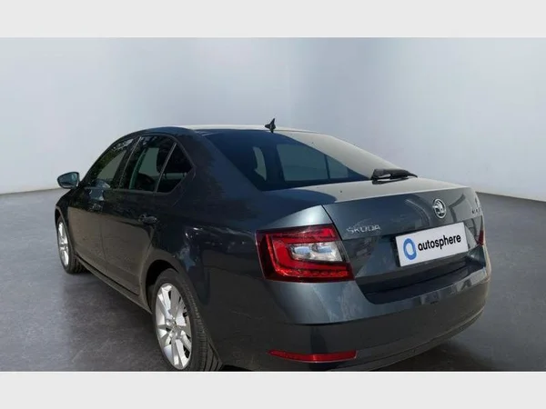 Skoda Octavia (2017) — foto 15 van 20
