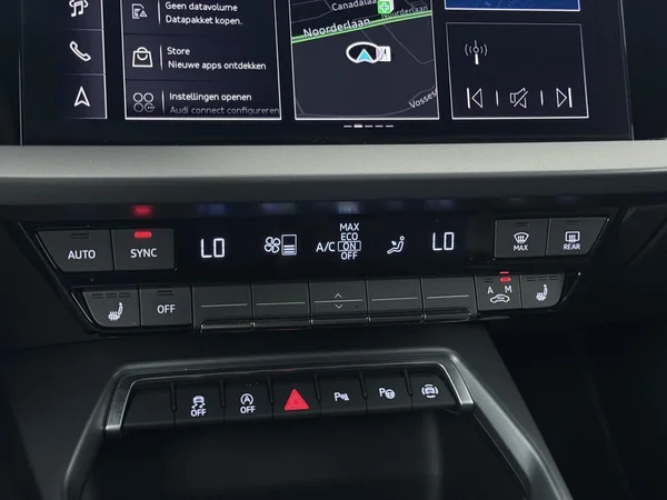 AUDI A3 Sportback (2025) — foto 8 van 18