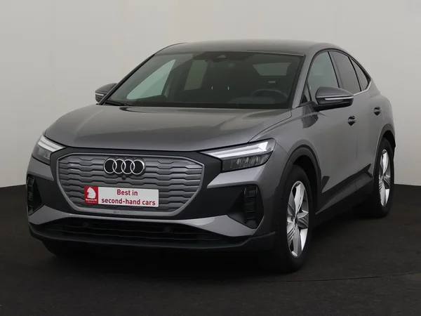 AUDI Q4 e-tron (2024) — foto 1 van 31