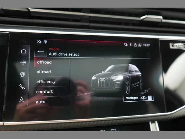 AUDI Q7 e-hybrid (PHEV) (2024) — foto 27 van 37