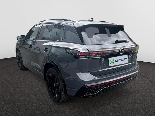 VOLKSWAGEN Tiguan (2025) — foto 6 van 8