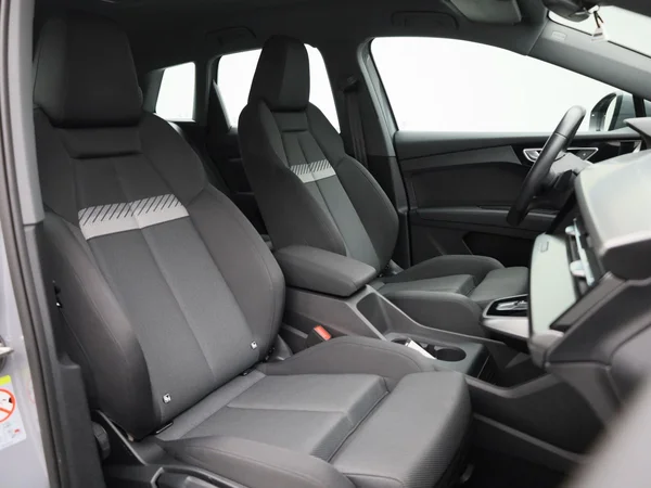 Audi Q4 e-tron (2024) — foto 39 van 50