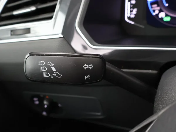Volkswagen Tiguan Allspace (2021) — foto 17 van 31
