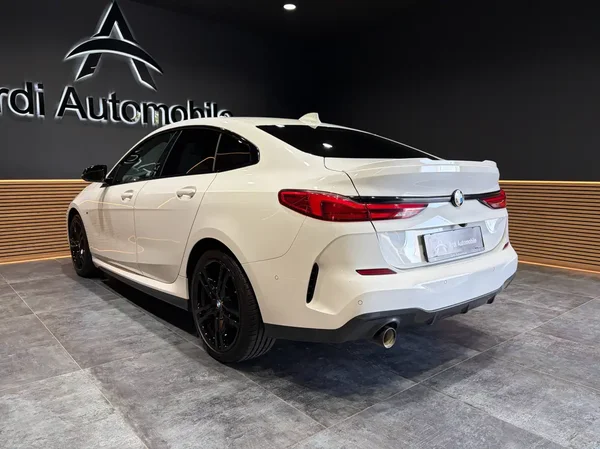 Bmw 218 (2021) — foto 23 van 26