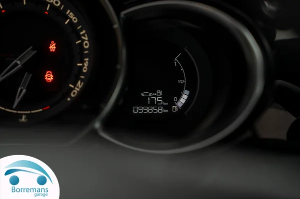 Citroen DS3 (2015) — foto 33 van 37
