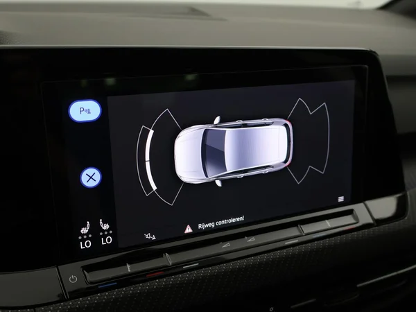 VOLKSWAGEN Golf VIII (2024) — foto 10 van 22