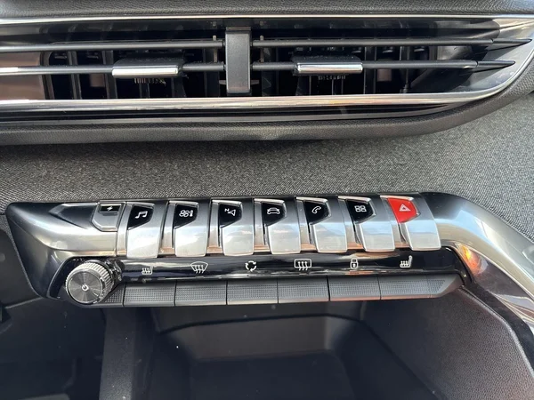 Peugeot 3008 (2021) — foto 10 van 23