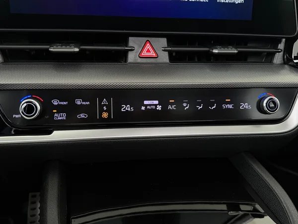 KIA Sportage (2023) — foto 18 van 31