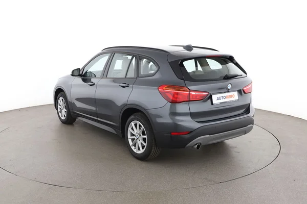 BMW X1 (2016) — foto 10 van 16