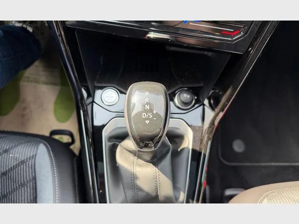 Volkswagen T-Roc (2026) — foto 13 van 24