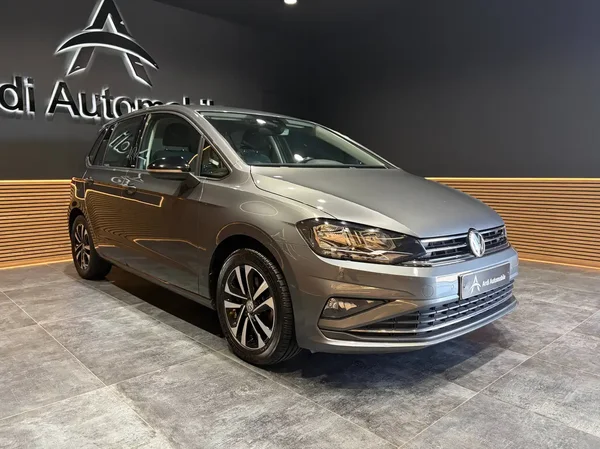Volkswagen Golf (2020) — foto 22 van 28