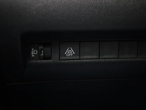 Peugeot 2008 (2023) — foto 16 van 40