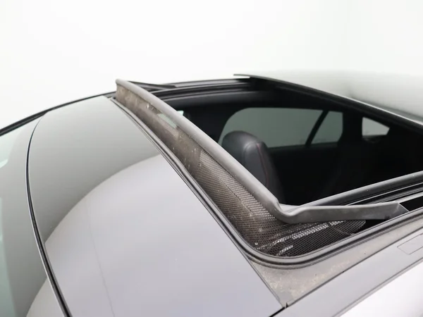 Mercedes-Benz CLA (2019) — foto 13 van 26