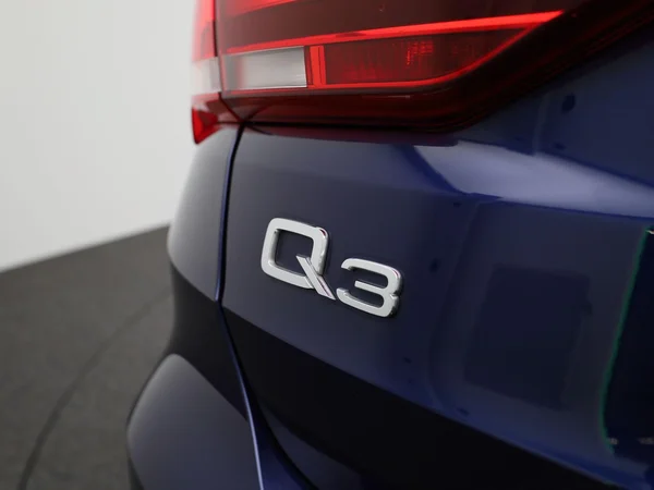 Audi Q3 (2022) — foto 25 van 38