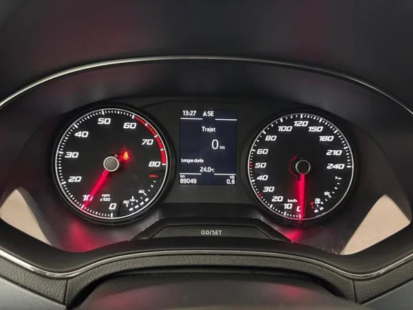 SEAT Arona (2018) — foto 5 van 28