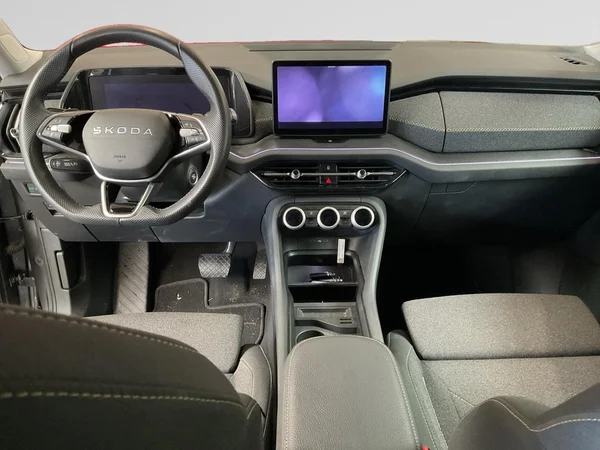SKODA Kodiaq (2025) — foto 2 van 24