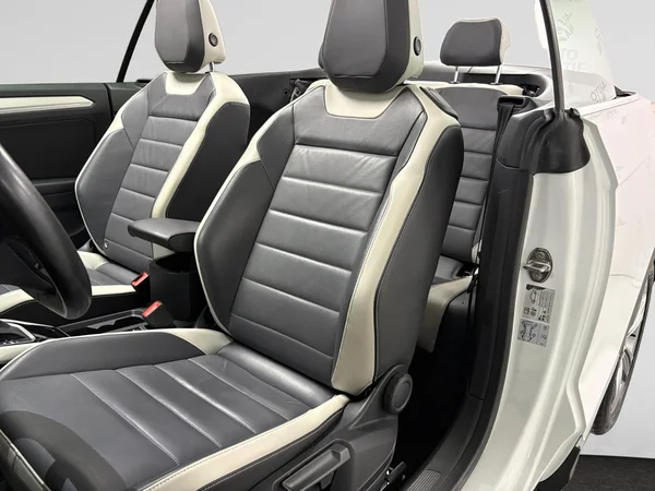 VOLKSWAGEN T-Roc Cabriolet (2020) — foto 5 van 14