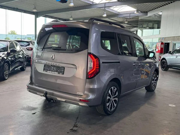 Renault Kangoo (2023) — foto 9 van 15