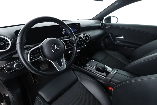 Mercedes-Benz A-Klasse (2022) — foto 2 van 16