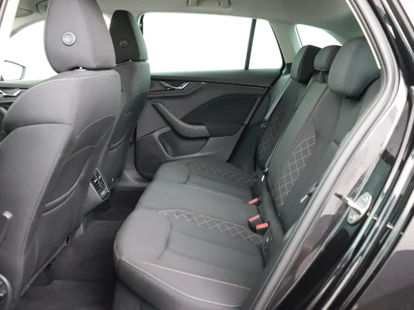 SKODA Scala (2023) — foto 5 van 27