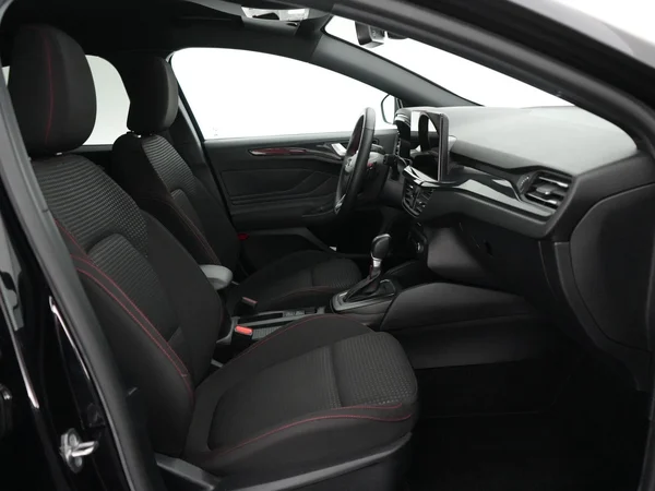 Ford Focus (2023) — foto 4 van 24