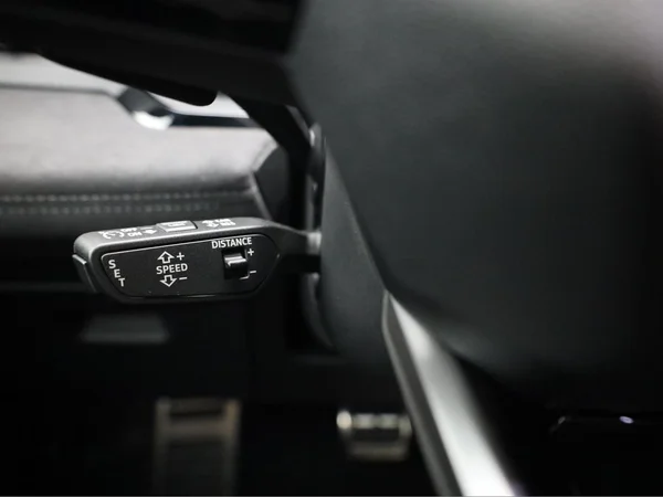 AUDI Q6 e-tron (2026) — foto 10 van 27