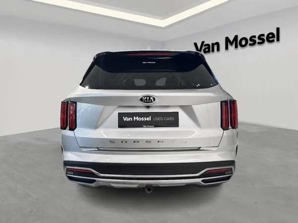 Kia Sorento (2021) — foto 16 van 22