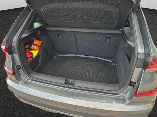 SKODA Kamiq (2024) — foto 2 van 23