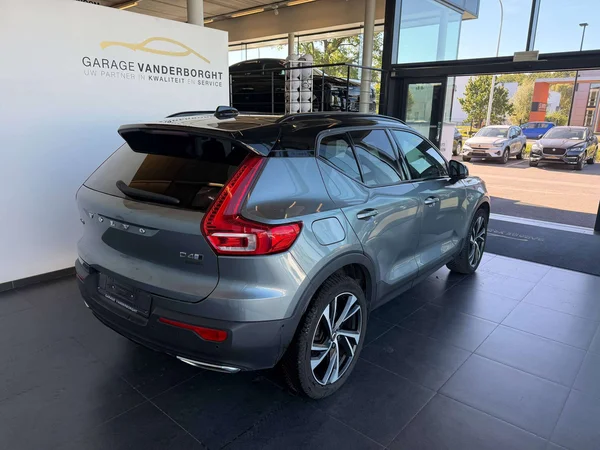 Volvo XC40 (2018) — foto 18 van 23