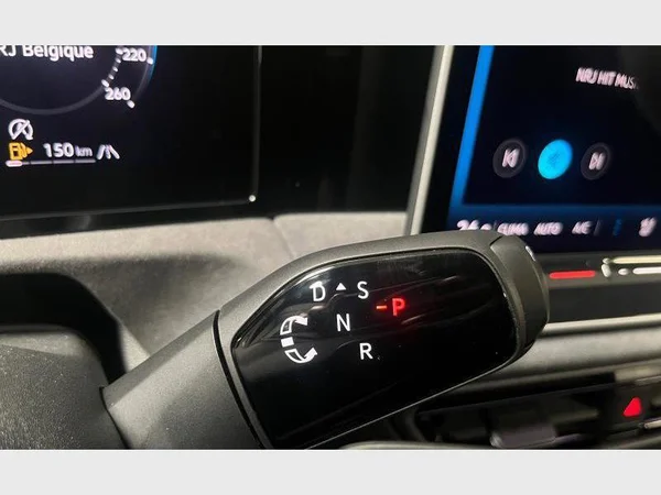 VOLKSWAGEN Tiguan (2026) — foto 7 van 29