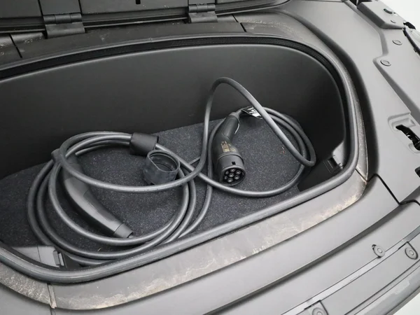 Volvo C40 (2022) — foto 31 van 44