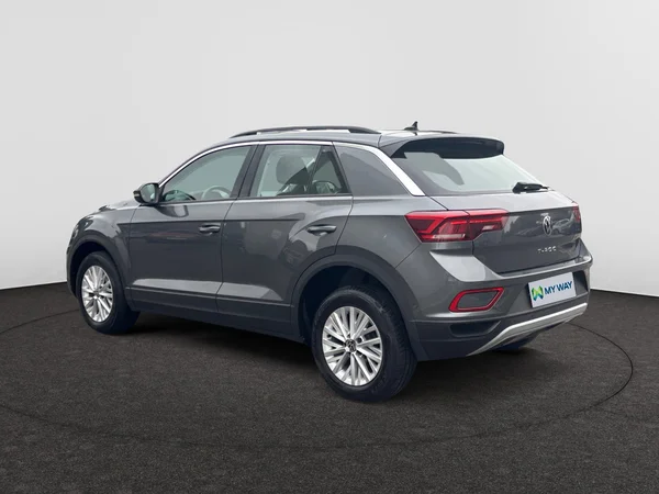 VOLKSWAGEN T-Roc (2022) — foto 12 van 20