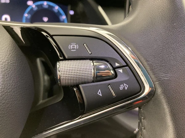 SKODA Octavia Combi (2021) — foto 13 van 35
