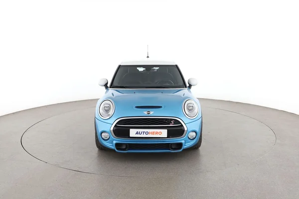 MINI Mini (2015) — foto 15 van 16