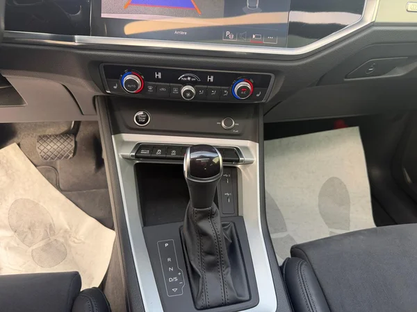 AUDI Q3 Sportback (2023) — foto 5 van 22