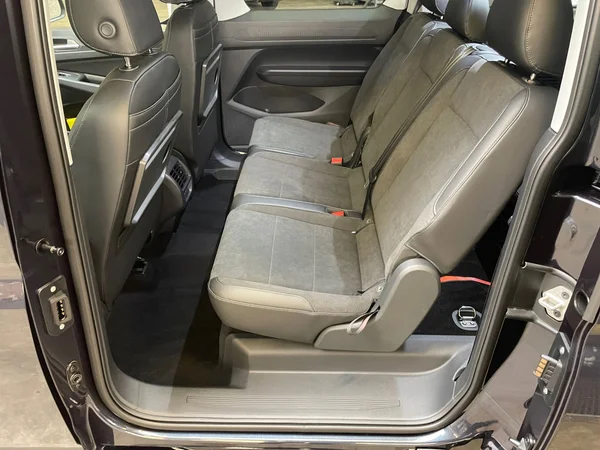 VOLKSWAGEN Caddy Maxi eHybrid (2025) — foto 5 van 14