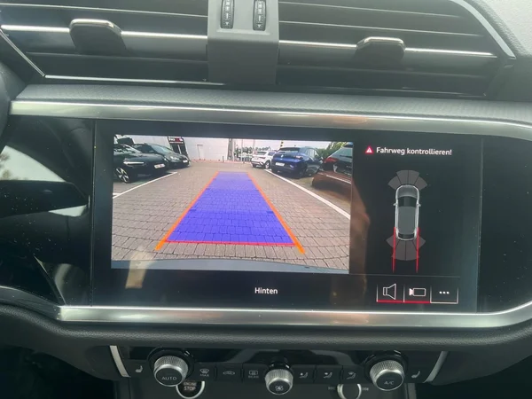 AUDI Q3 Sportback (2026) — foto 9 van 24