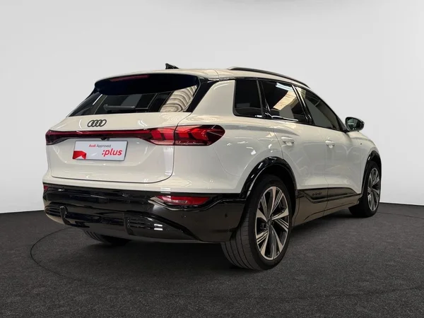 AUDI Q6 e-tron (2026) — foto 9 van 15